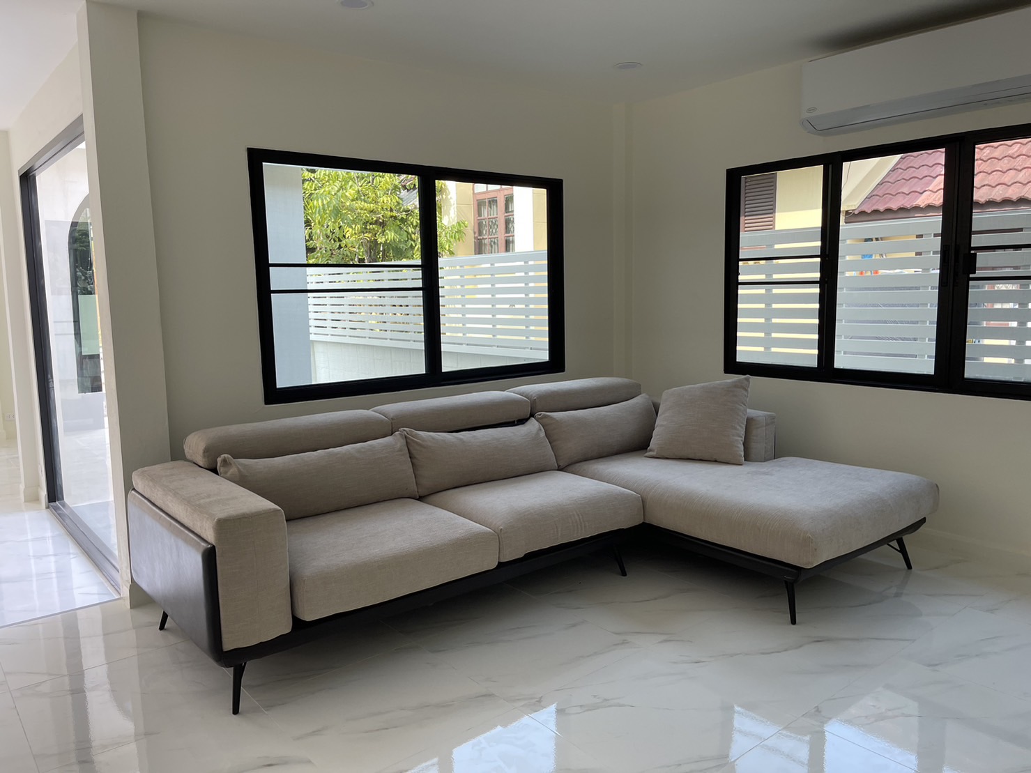 4 Bedroom House For Sale in Fa Ham, Mueang Chiang Mai, Chiang Mai - Image 9