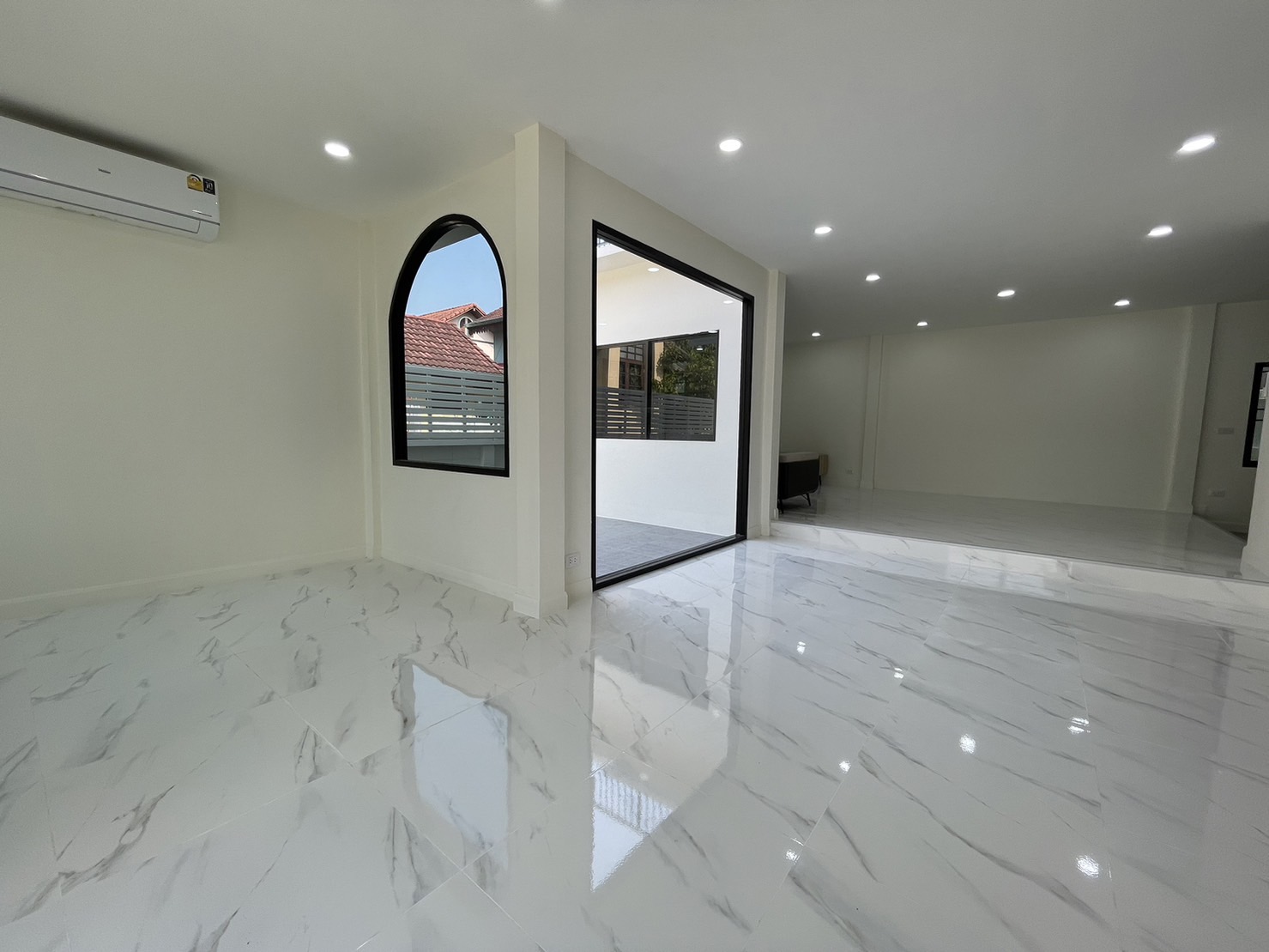 4 Bedroom House For Sale in Fa Ham, Mueang Chiang Mai, Chiang Mai - Image 8