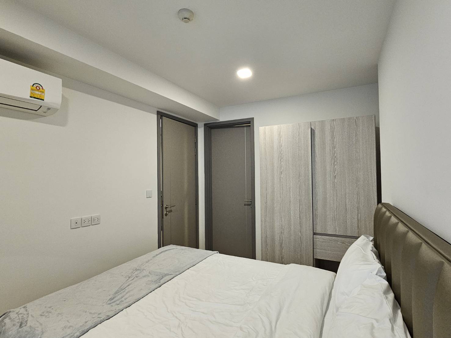 Taka Haus Ekkamai 12 - Image 6