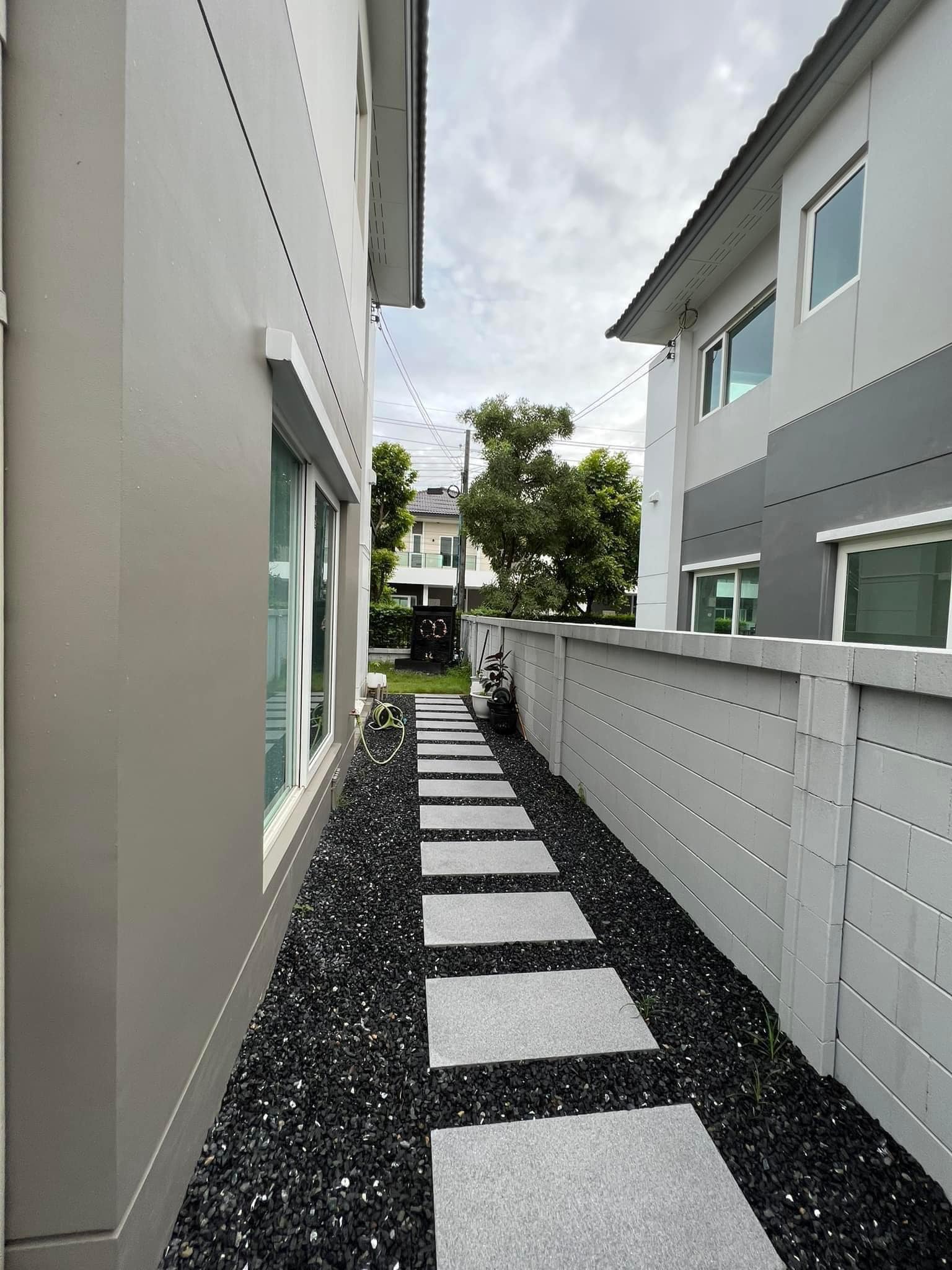 4 Bedroom House For Sale in Khlong Song Ton Nun, Lat Krabang, Bangkok - Image 22