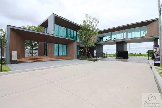 4 Bedroom House For Sale in Khlong Song Ton Nun, Lat Krabang, Bangkok - Image 5