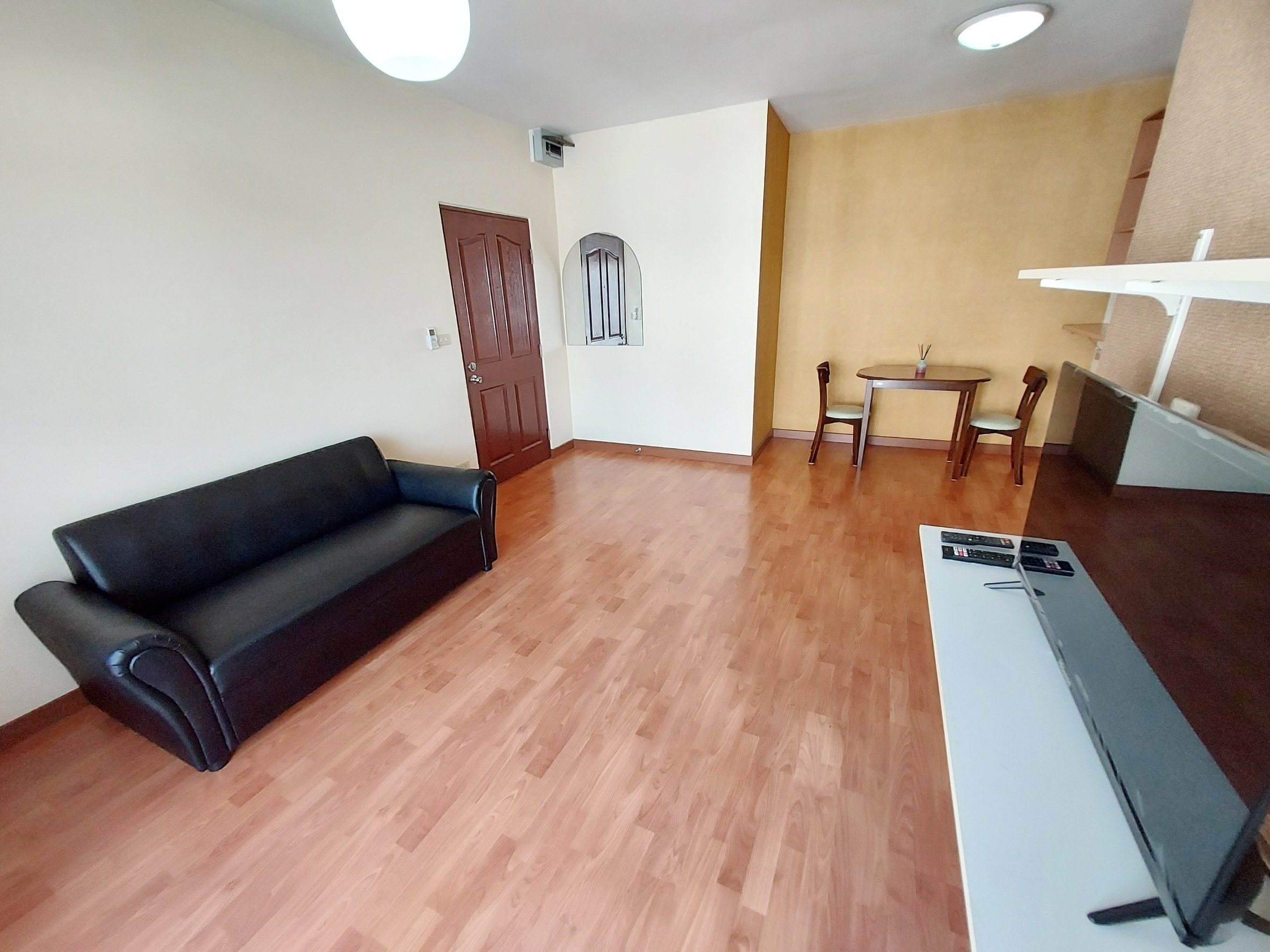 Baan Suan LaSalle Condominium - Image 1