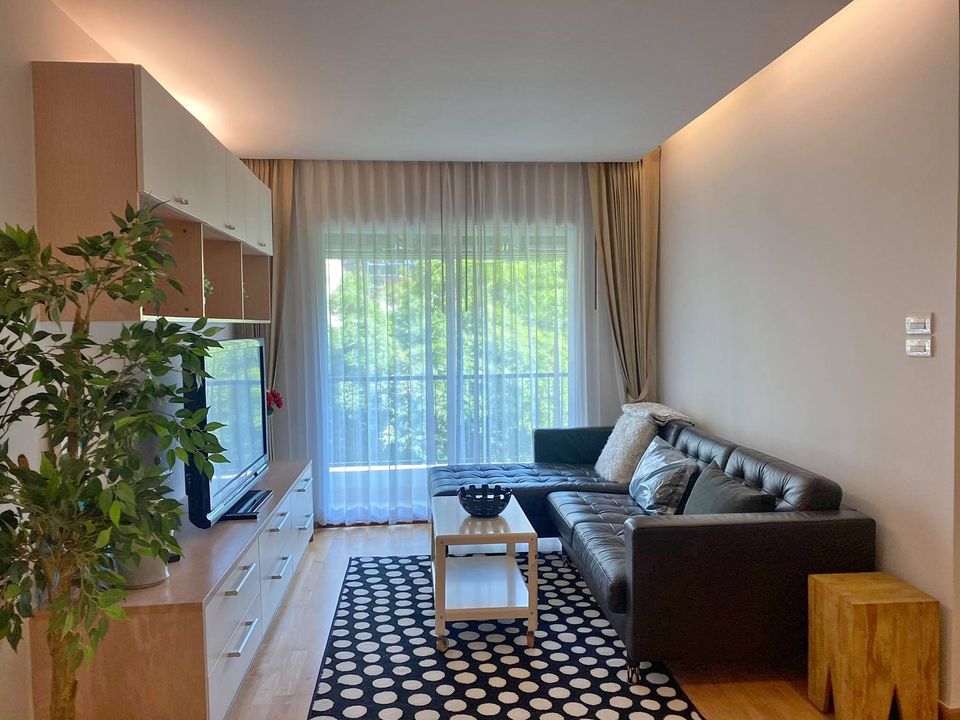 Residence 52 Condominium - Image 4