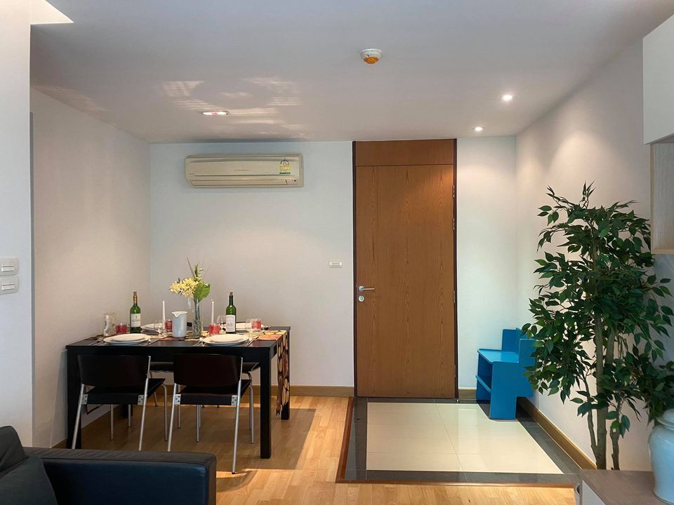 Residence 52 Condominium - Image 2