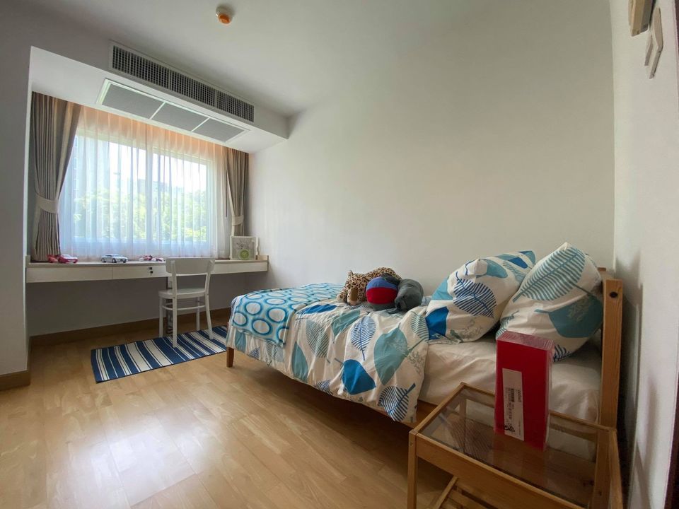 Residence 52 Condominium - Image 1