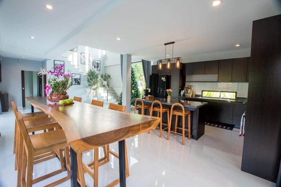 4 Bedroom House  in Nong Pa Khrang, Mueang Chiang Mai, Chiang Mai - Image 11