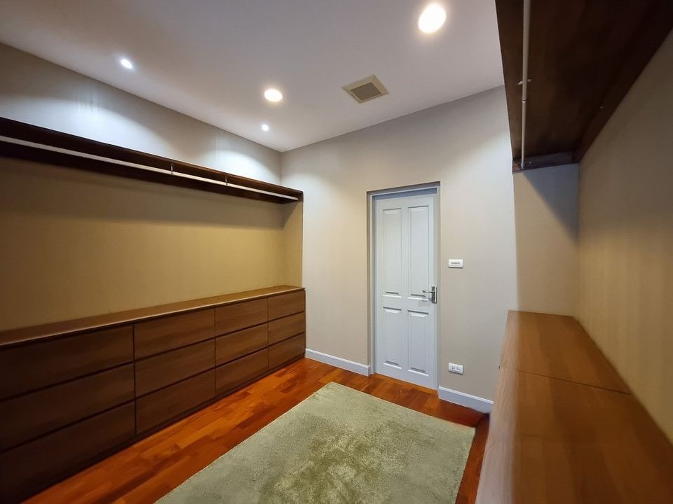 Grand Bangkok Boulevard Sathorn - Image 8
