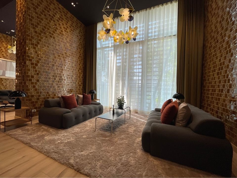 NOBLE STATE 39 - Image 22