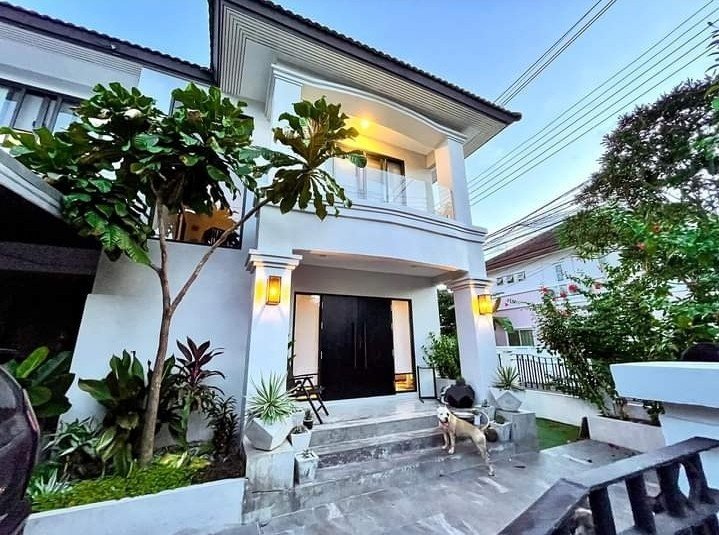 หมู่บ้านกรองทอง - Image 1