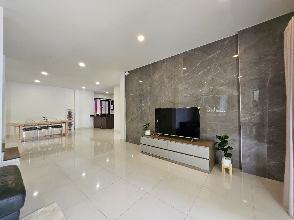 Centro Bangna km.7 - Image 3