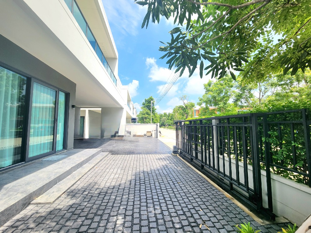 Centro Bangna - Image 19