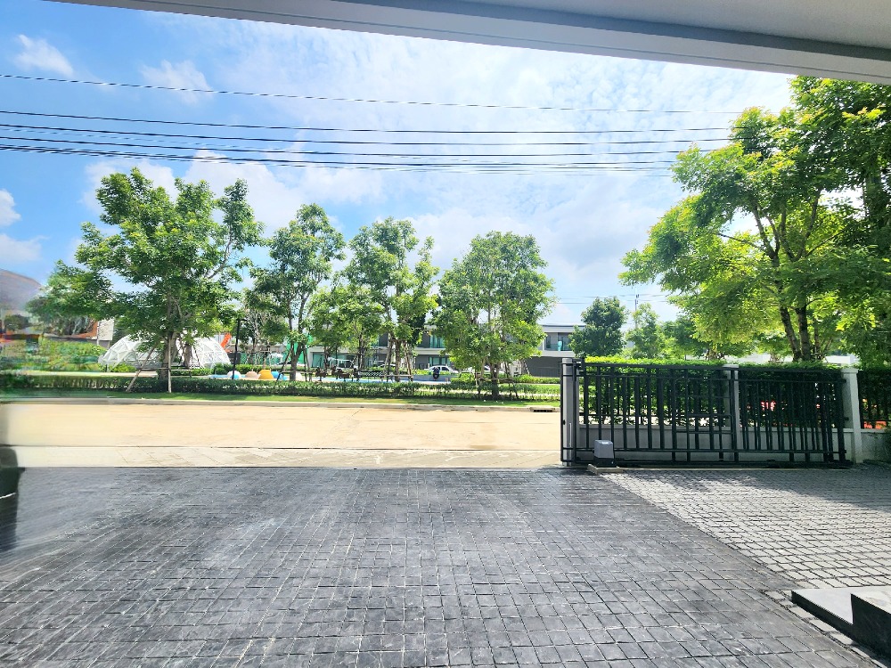 Centro Bangna - Image 18