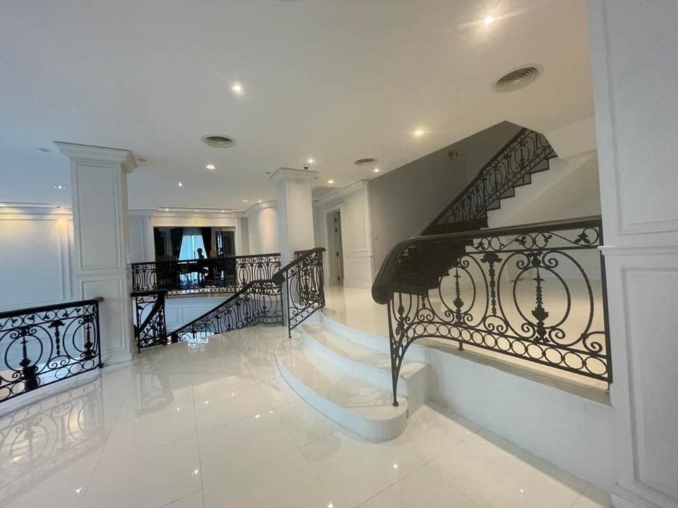 13 Bedroom House For Sale in Khlong Tan Nuea, Vadhana, Bangkok - Image 22