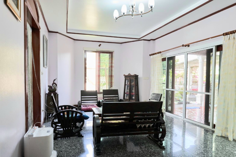 4 Bedroom House For Sale in Khlong Toei, Khlong Toei, Bangkok - Image 7