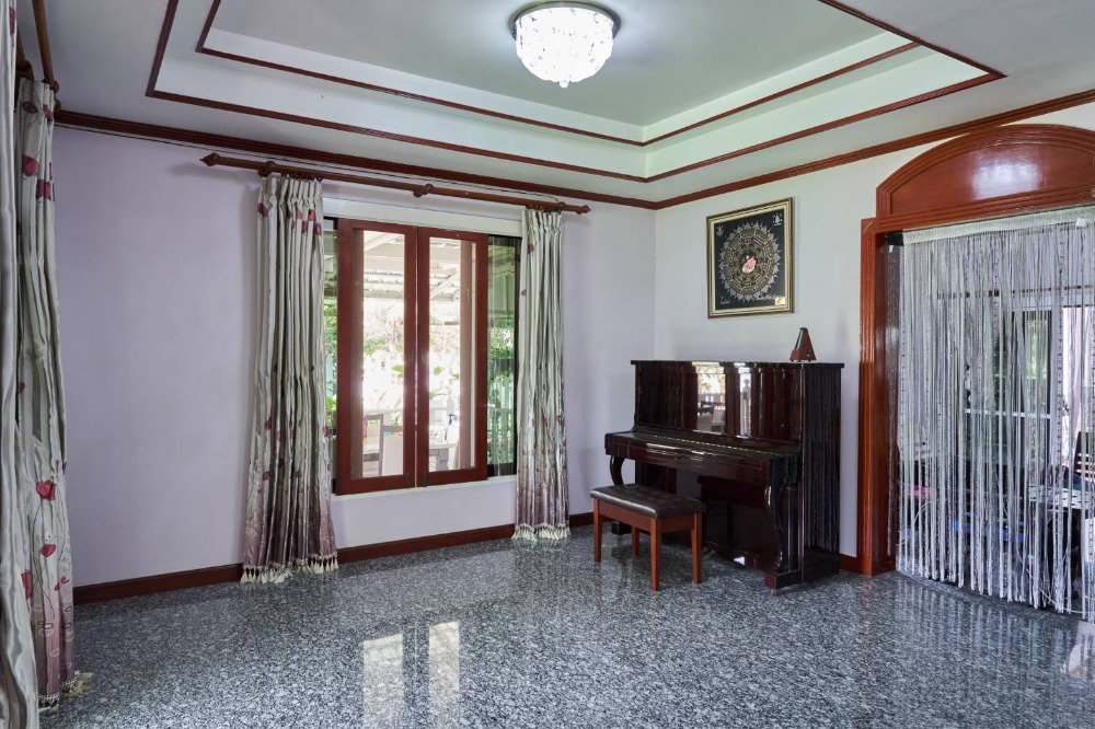 4 Bedroom House For Sale in Khlong Toei, Khlong Toei, Bangkok - Image 11