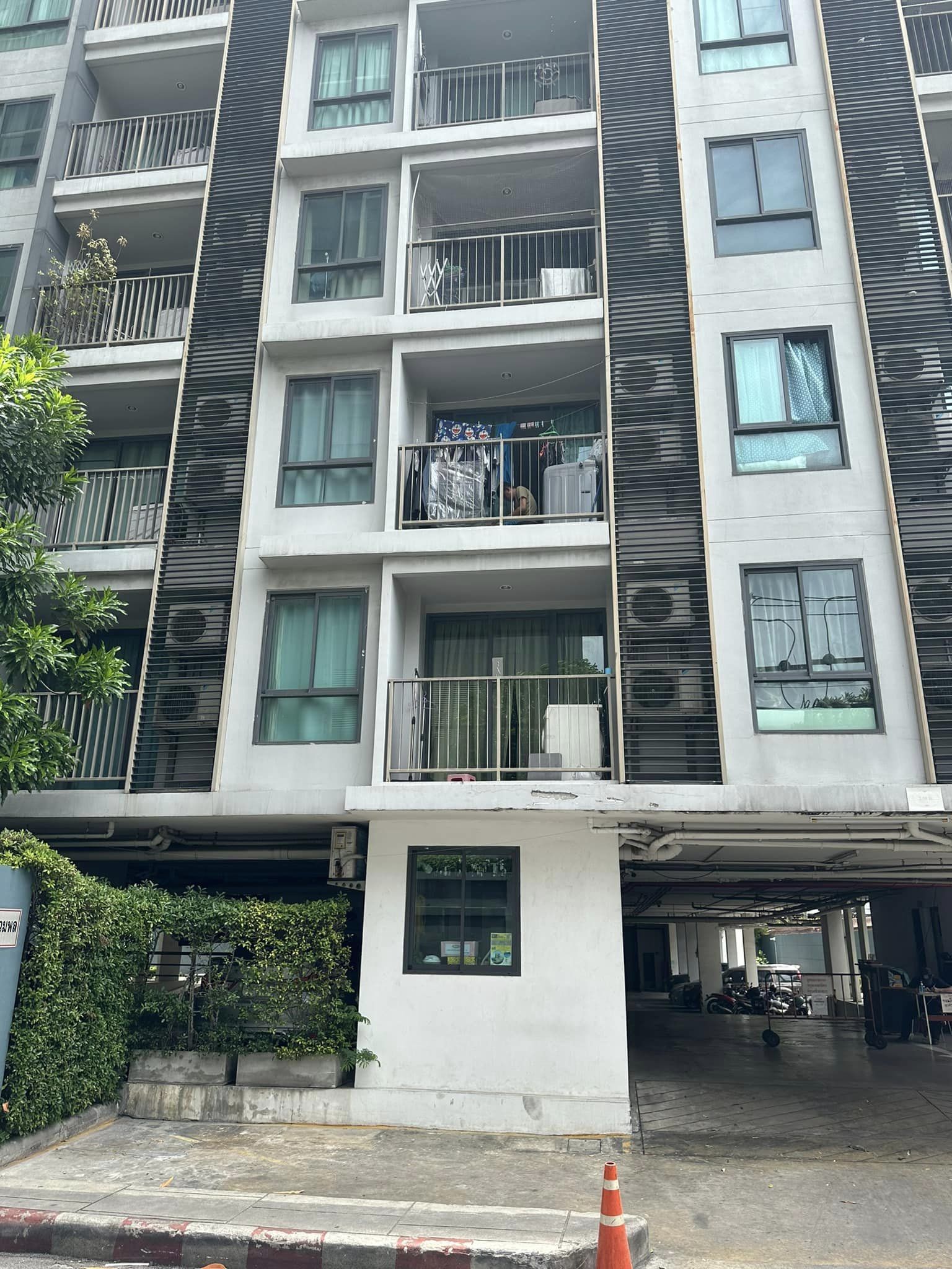 The President Condo Sukhumvit 81 - Image 12