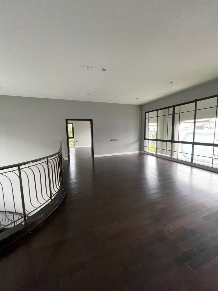 Grand Bangkok Boulevard Rama 9 - Srinakarin - Image 9
