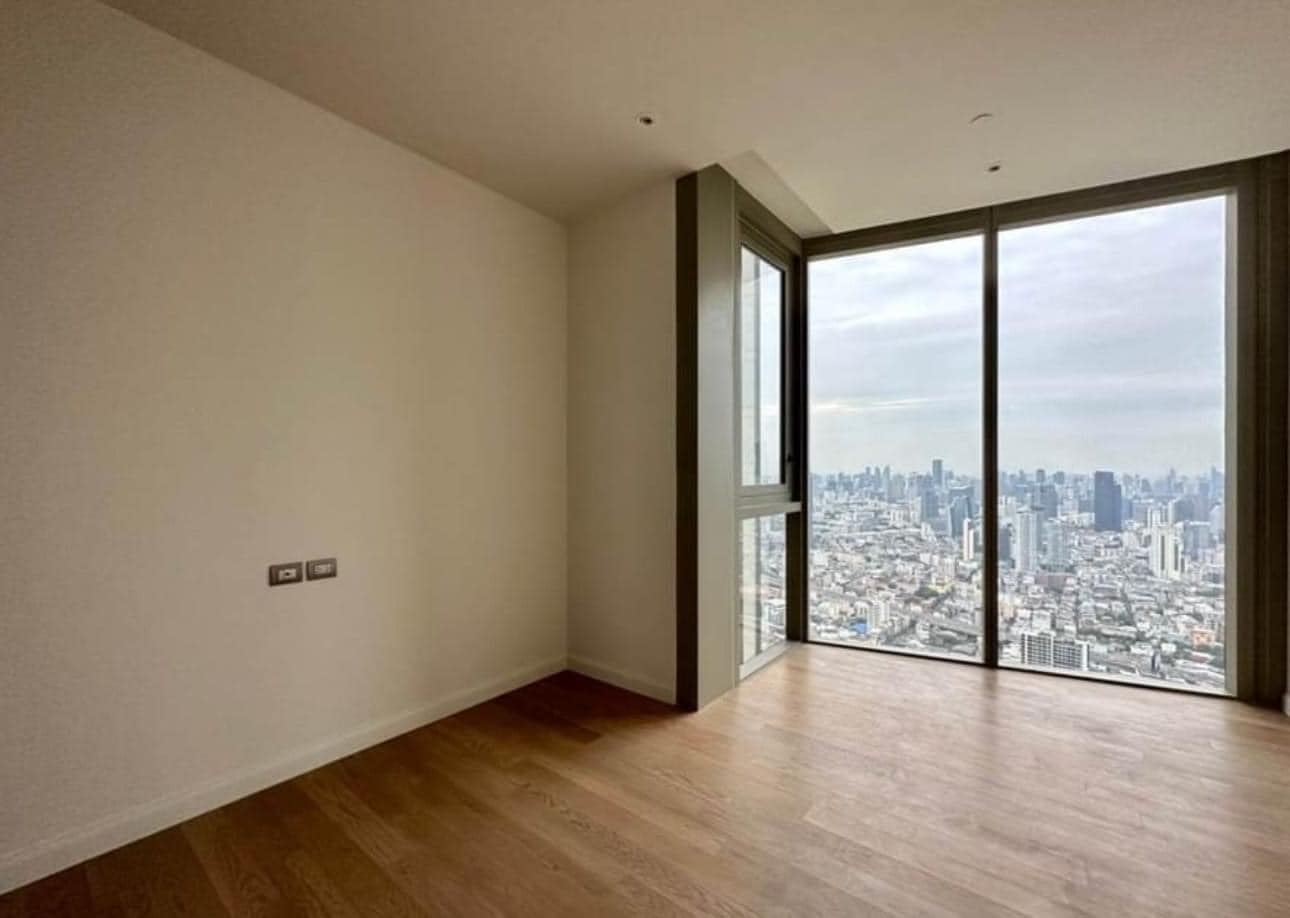 Magnolias Waterfront Residences - Image 3