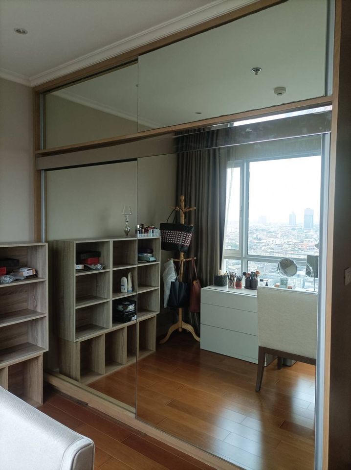 Hive Sathorn - Image 11