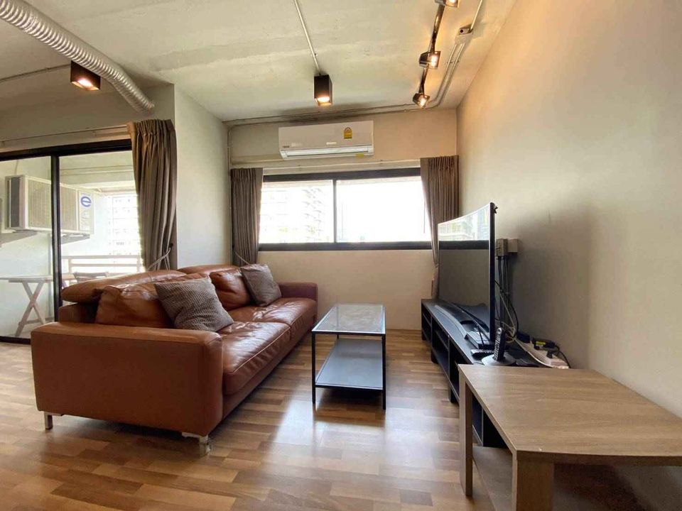 Thonglor Tower - Image 1