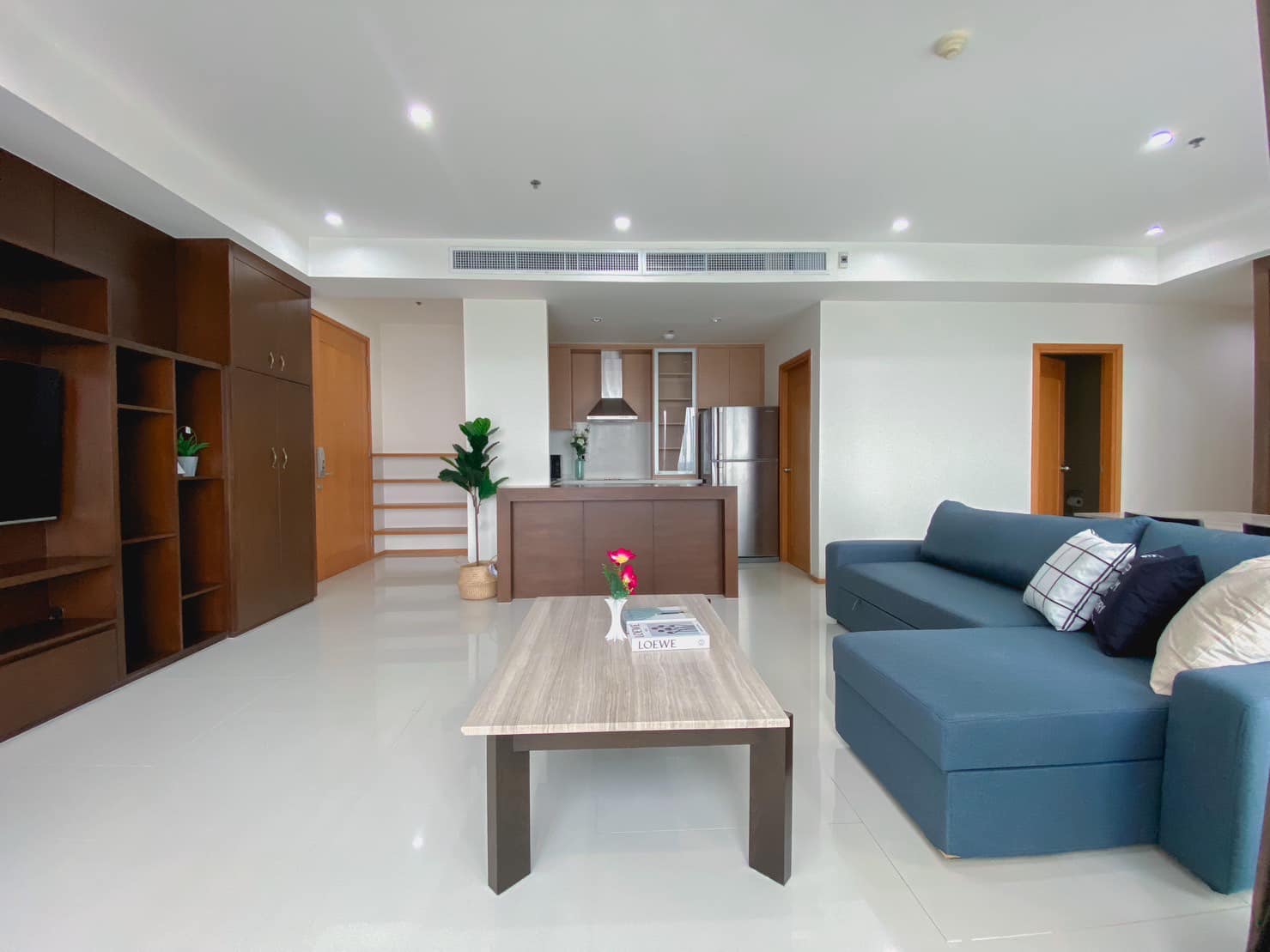 The Emporio Place - Image 1