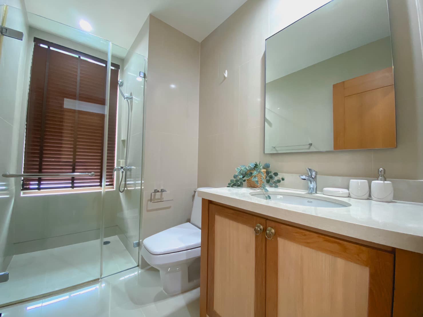 The Emporio Place - Image 10