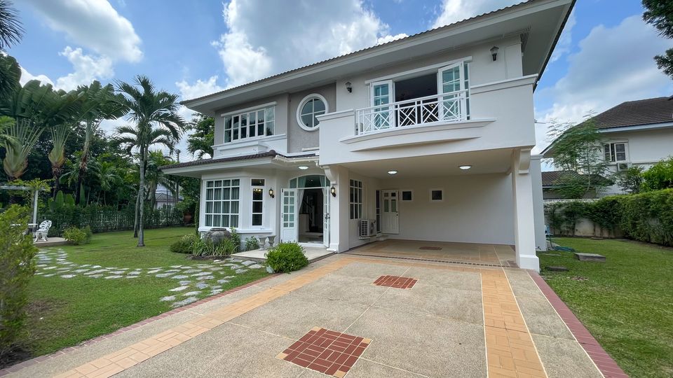 Land and Houses Park San Sai - Image 5