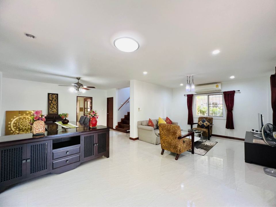3 Bedroom House For Sale in Nong Khwai, Hang Dong, Chiang Mai - Image 11