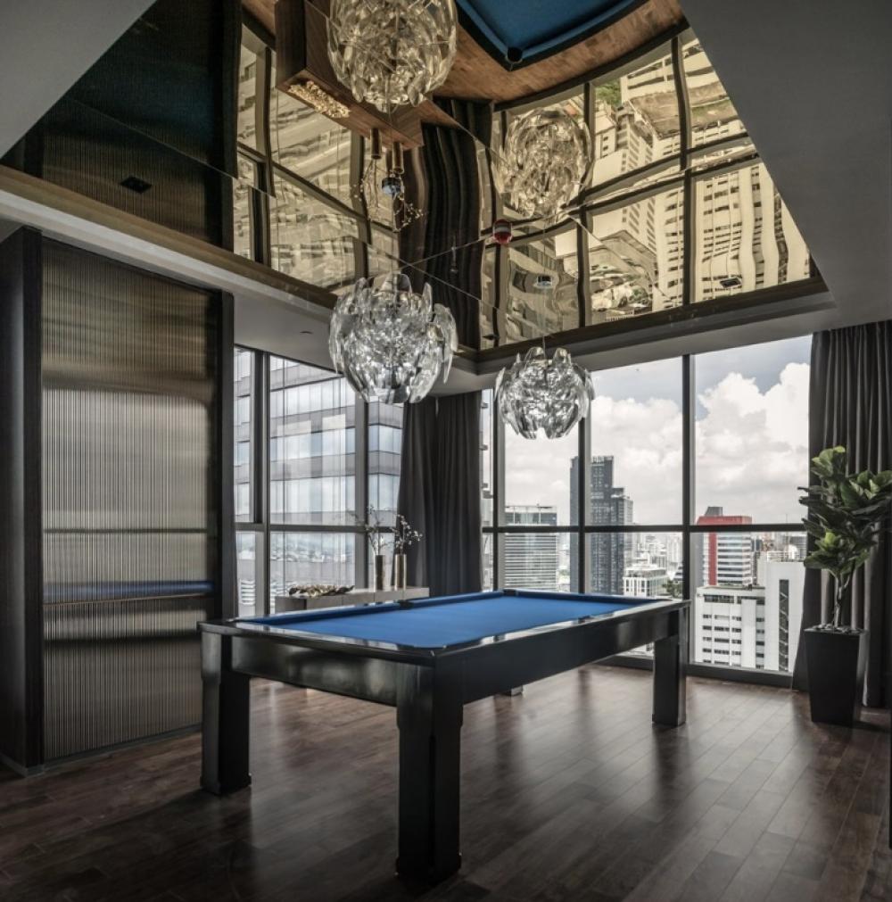 Ashton Silom - Image 11
