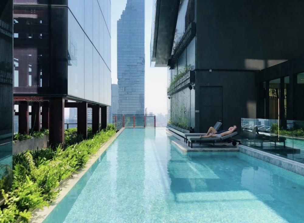 Ashton Silom - Image 12