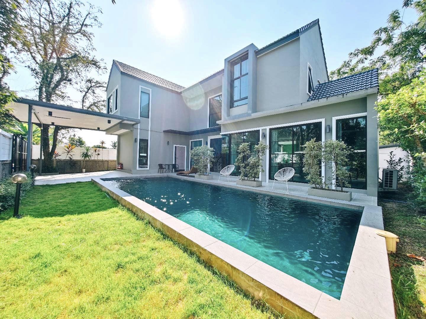 6 Bedroom House For Sale in Pa Daet, Mueang Chiang Mai, Chiang Mai - Image 1