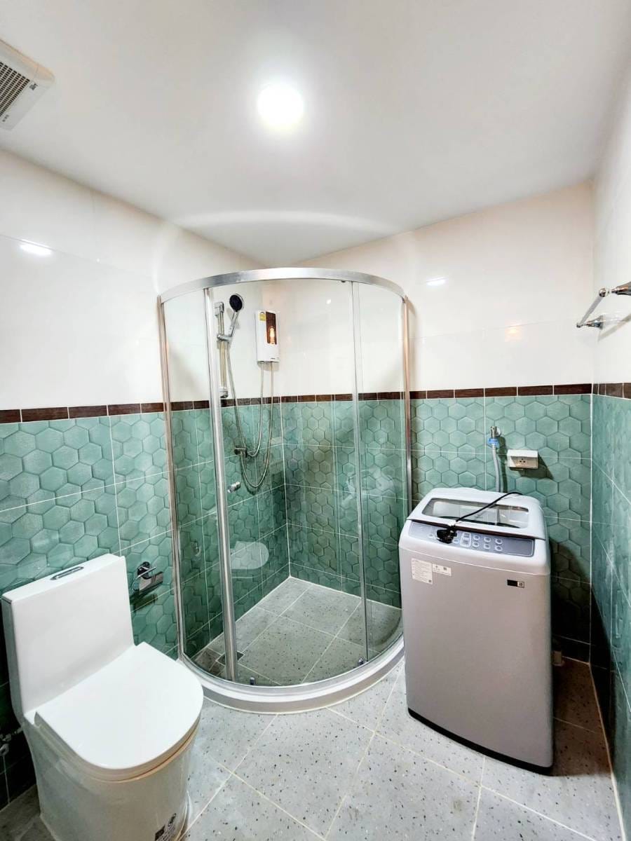 Riverside Condo - Image 19