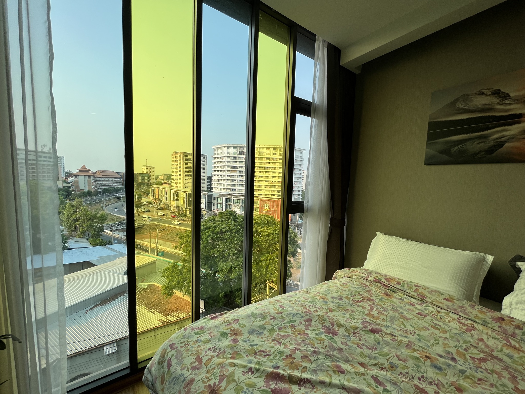 Stylish Condo - Image 12