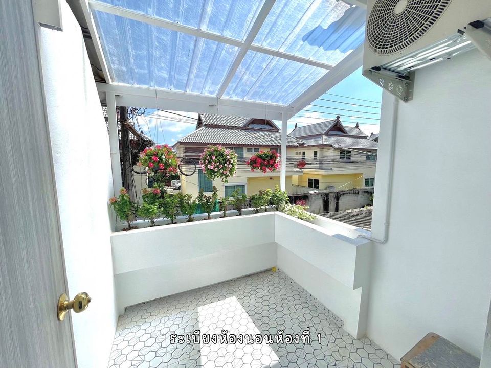 2 Bedroom Townhouse For Sale in Nong Chom, San Sai, Chiang Mai - Image 12