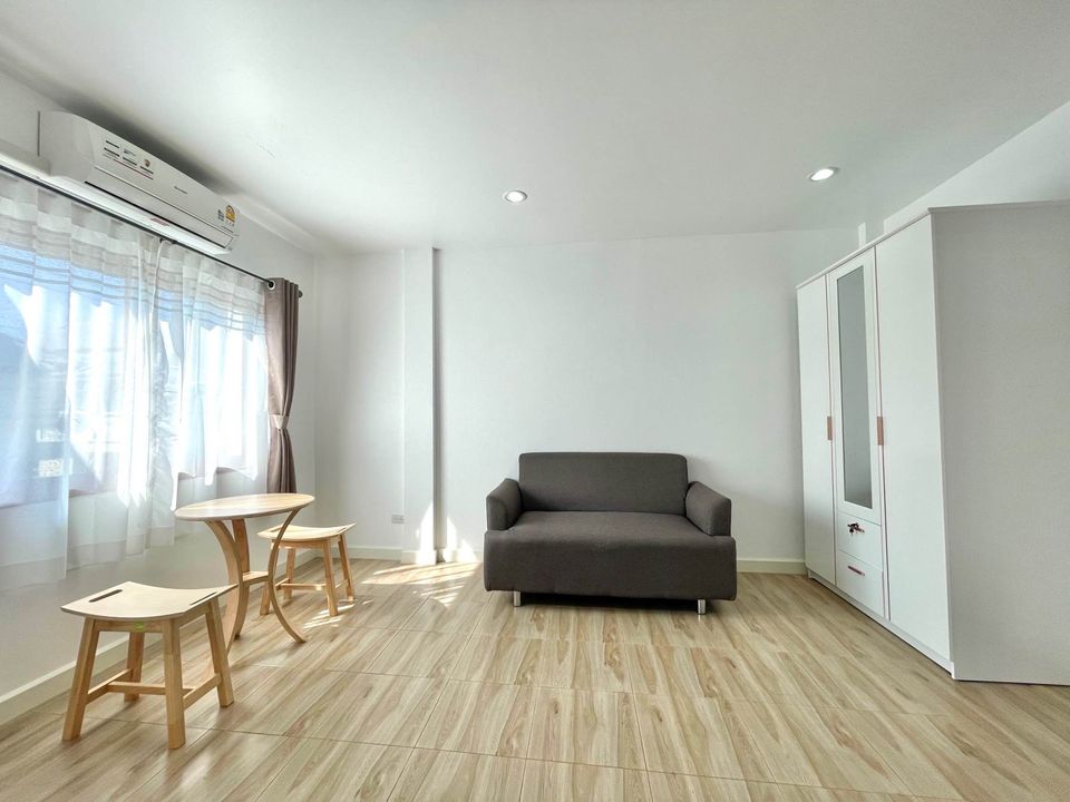 2 Bedroom Townhouse For Sale in Nong Chom, San Sai, Chiang Mai - Image 3