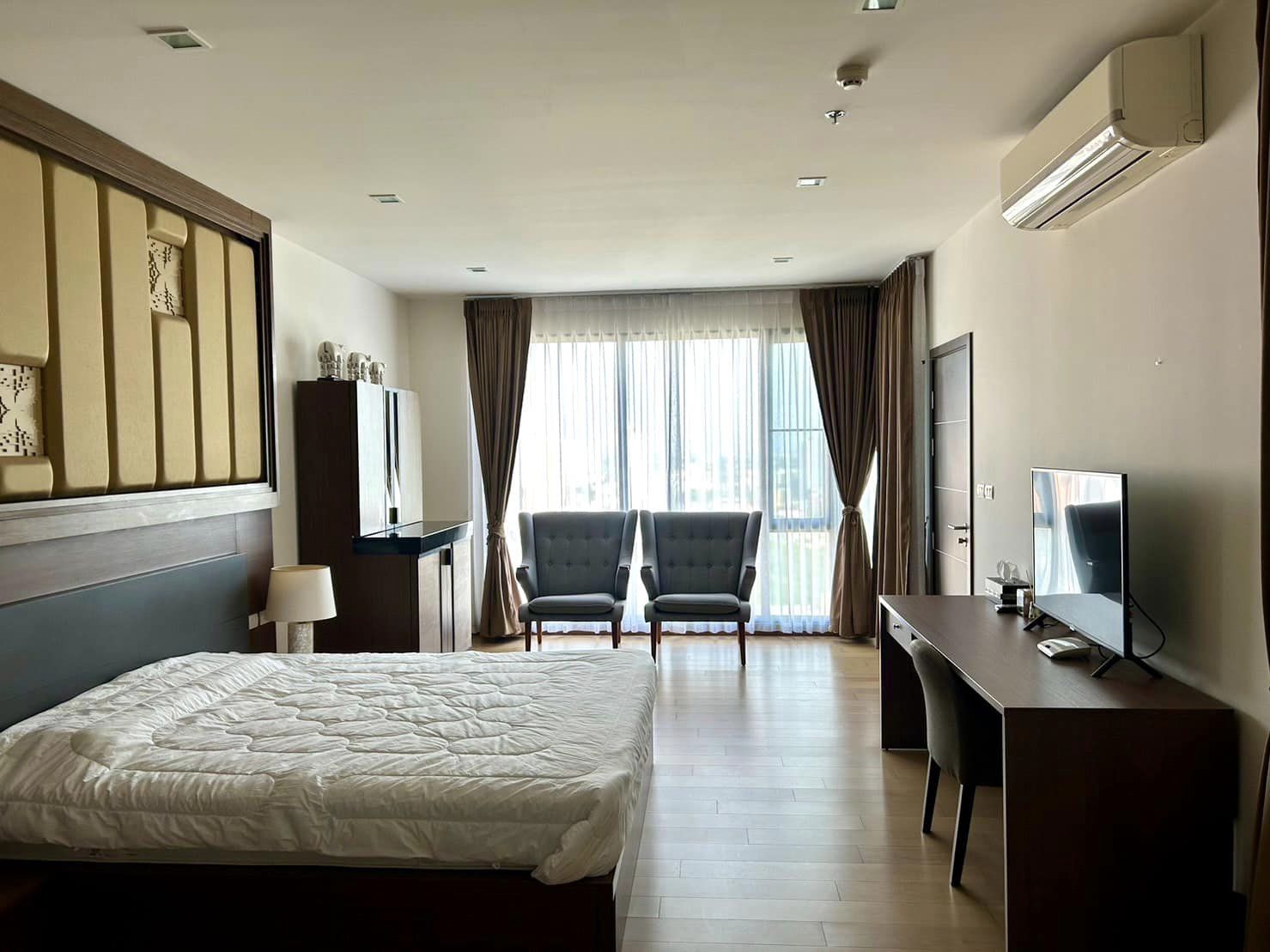Astra Condo - Image 3