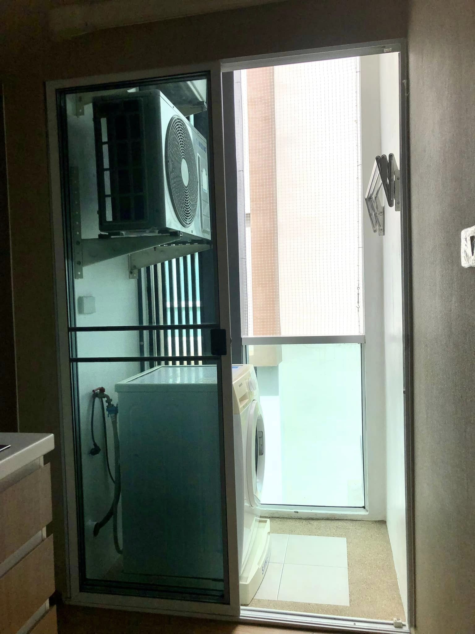 One Plus Nineteen 4 Condominium - Image 8