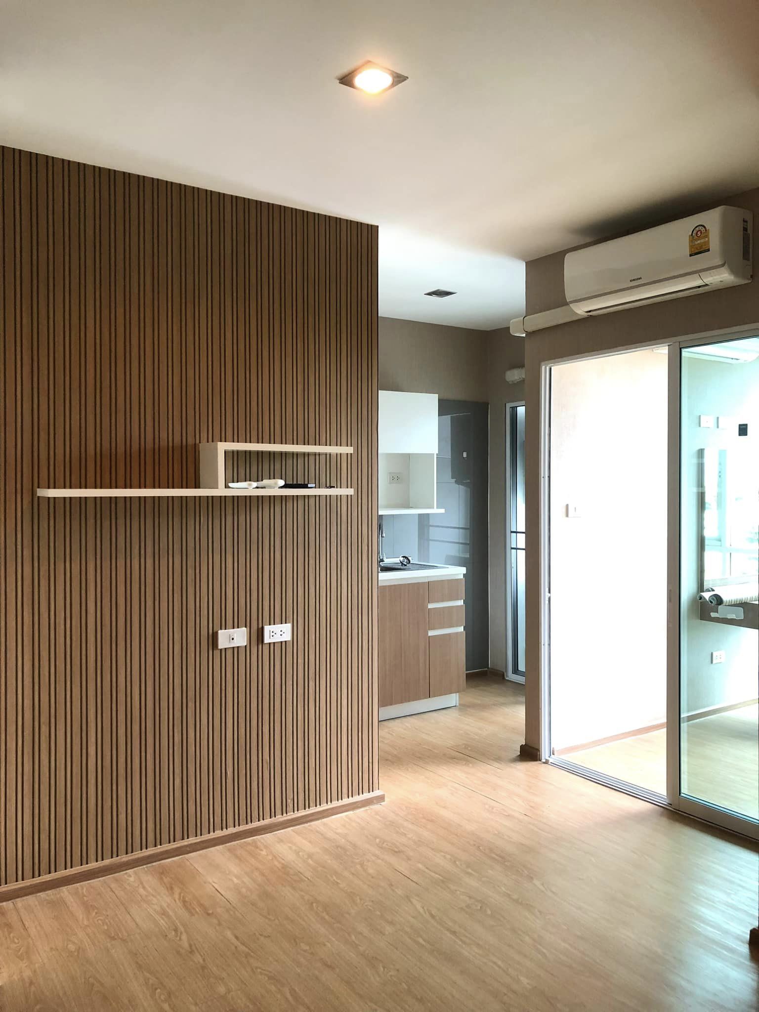 One Plus Nineteen 4 Condominium - Image 2