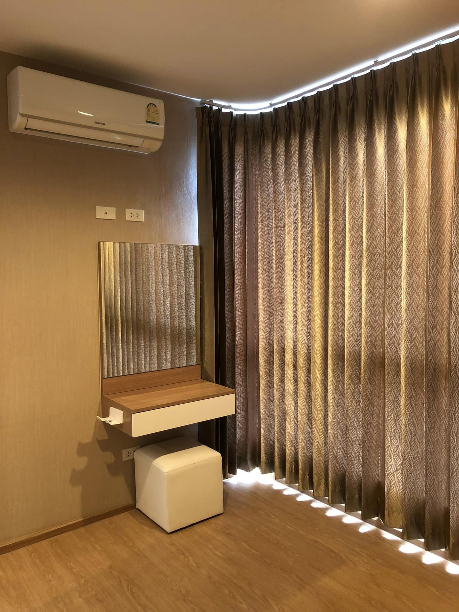 One Plus Nineteen 4 Condominium - Image 12