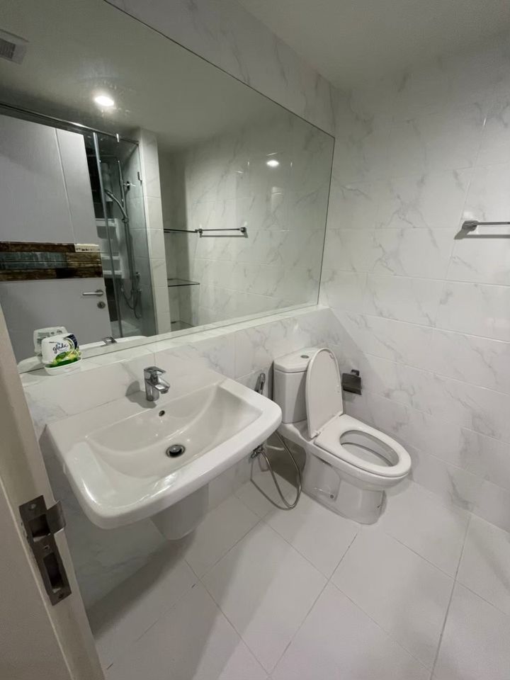 1 Bedroom Condo For Sale in Phra Khanong, Khlong Toei, Bangkok - Image 10