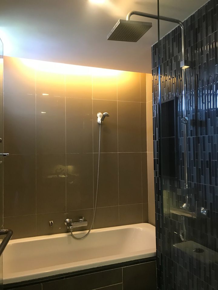 Tidy Thonglor - Image 10