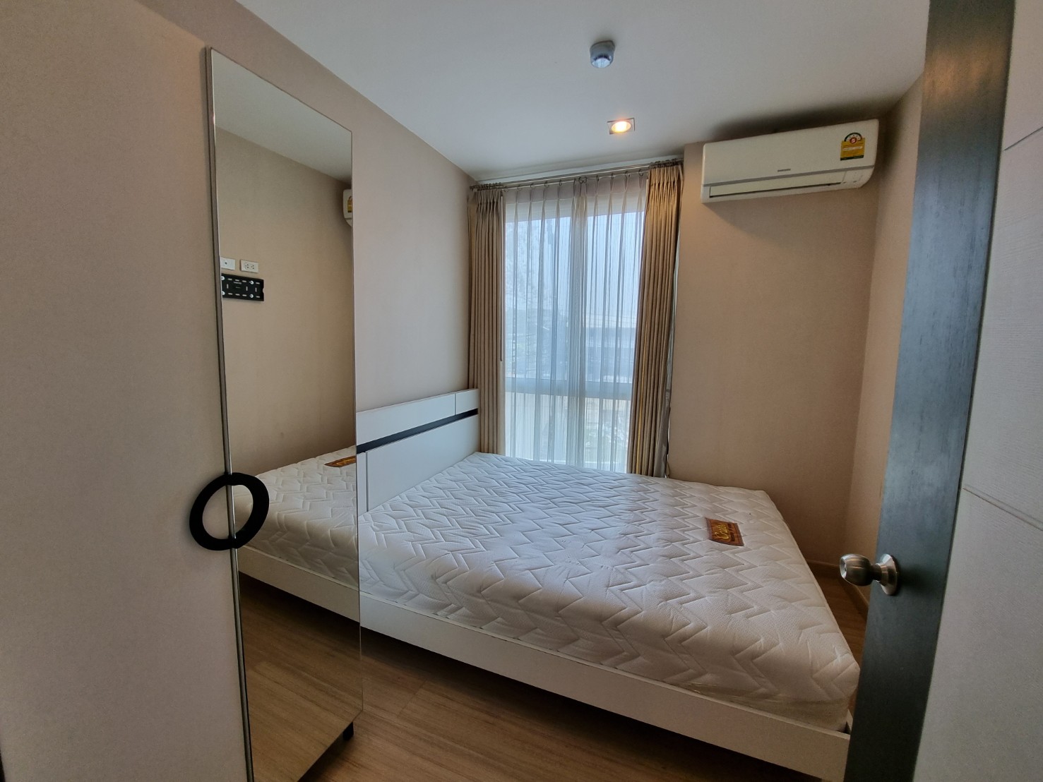 One Plus Business Park 2 - Image 10