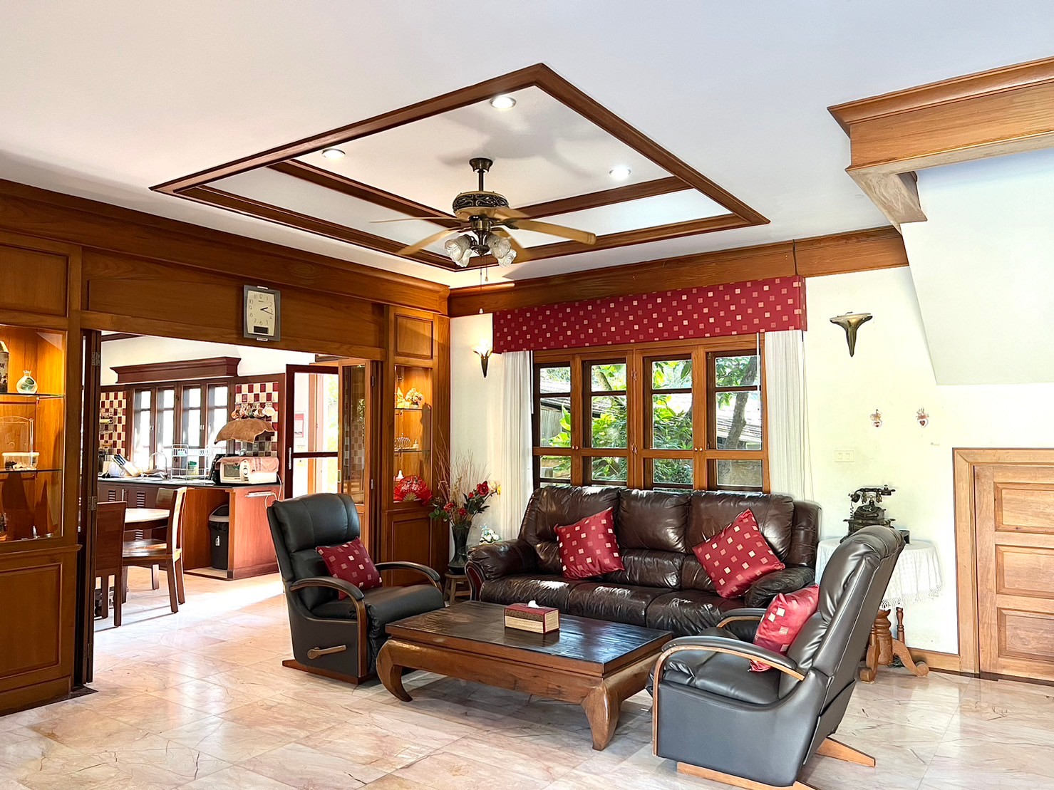4 Bedroom House For Rent in Wat Ket, Mueang Chiang Mai, Chiang Mai - Image 3