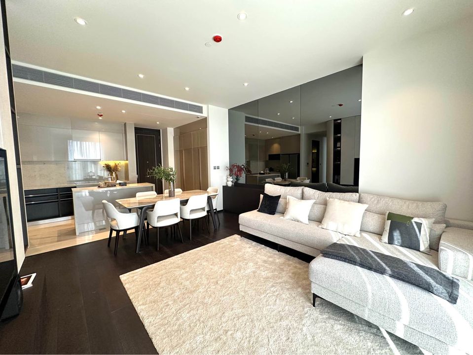 Laviq Sukhumvit 57 - Image 1