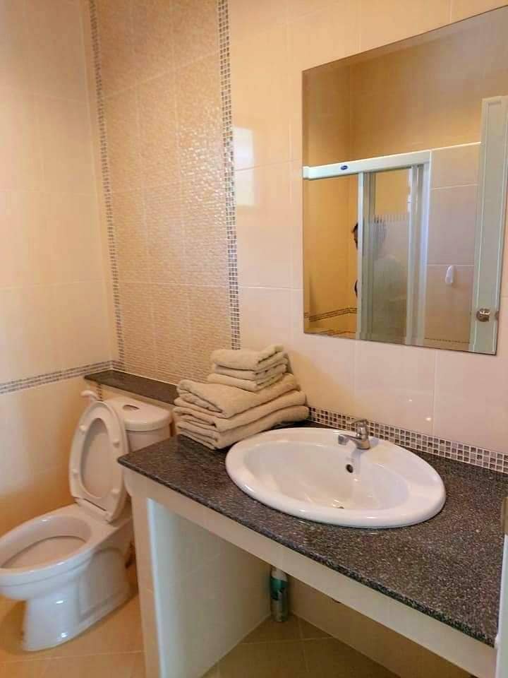 4 Bedroom House For Rent in Ban Waen, Hang Dong, Chiang Mai - Image 17