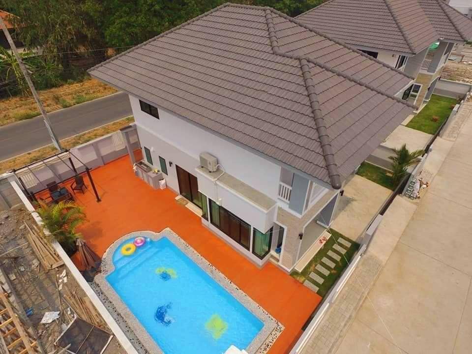 4 Bedroom House For Rent in Ban Waen, Hang Dong, Chiang Mai - Image 1