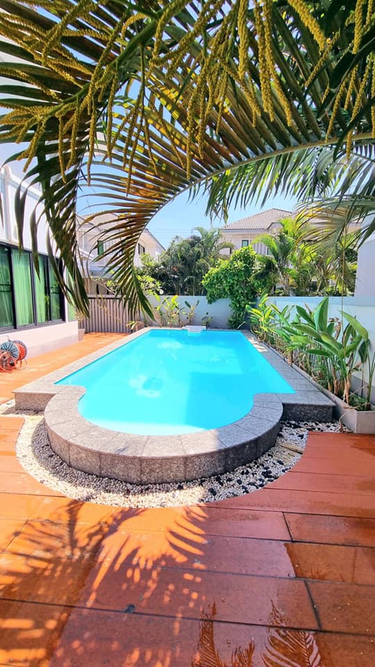 4 Bedroom House For Rent in Ban Waen, Hang Dong, Chiang Mai - Image 3