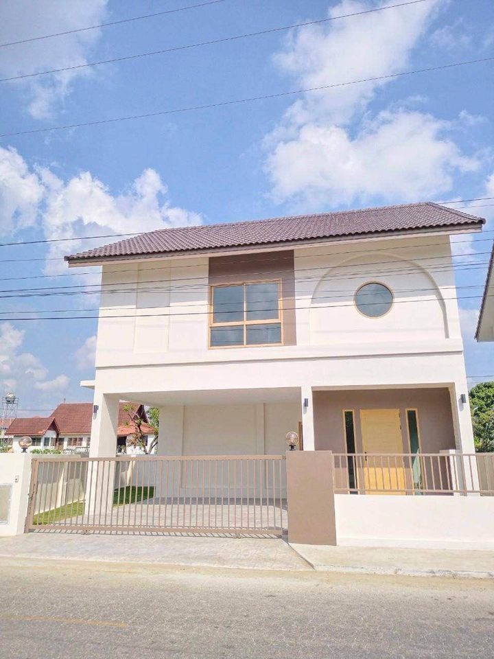 4 Bedroom House  in Ban Waen, Hang Dong, Chiang Mai - Image 1