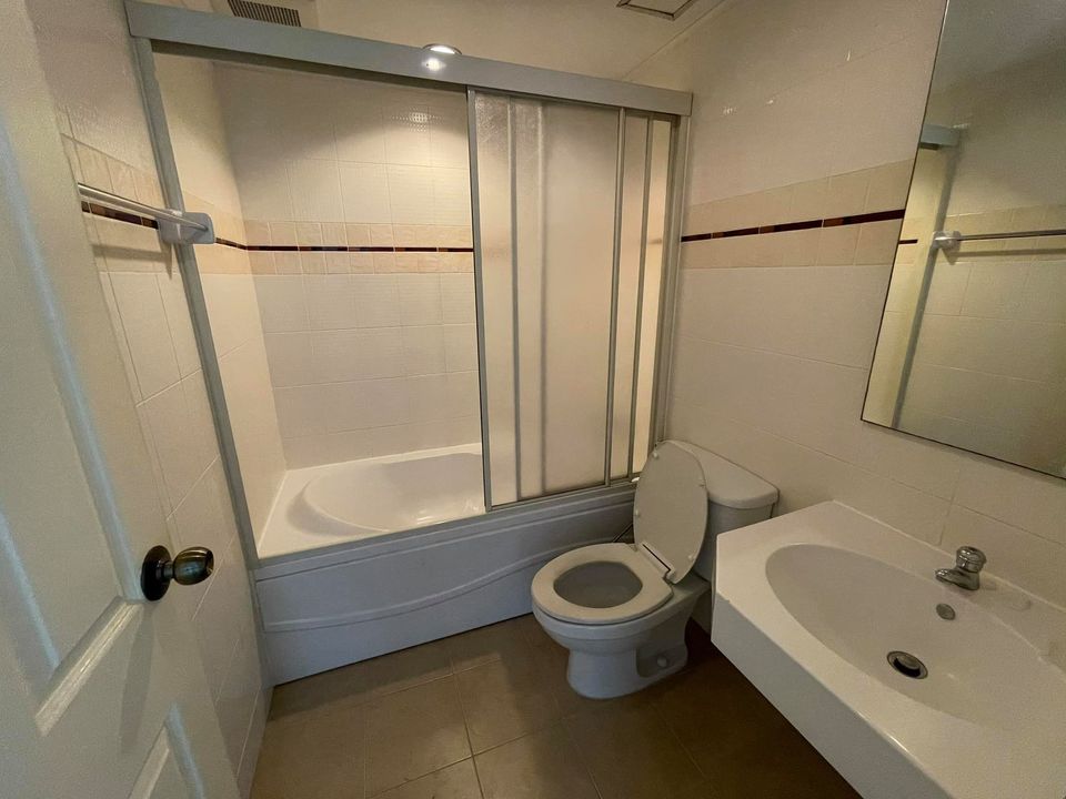 Lumpini Place Narathiwas - Chaopraya - Image 7