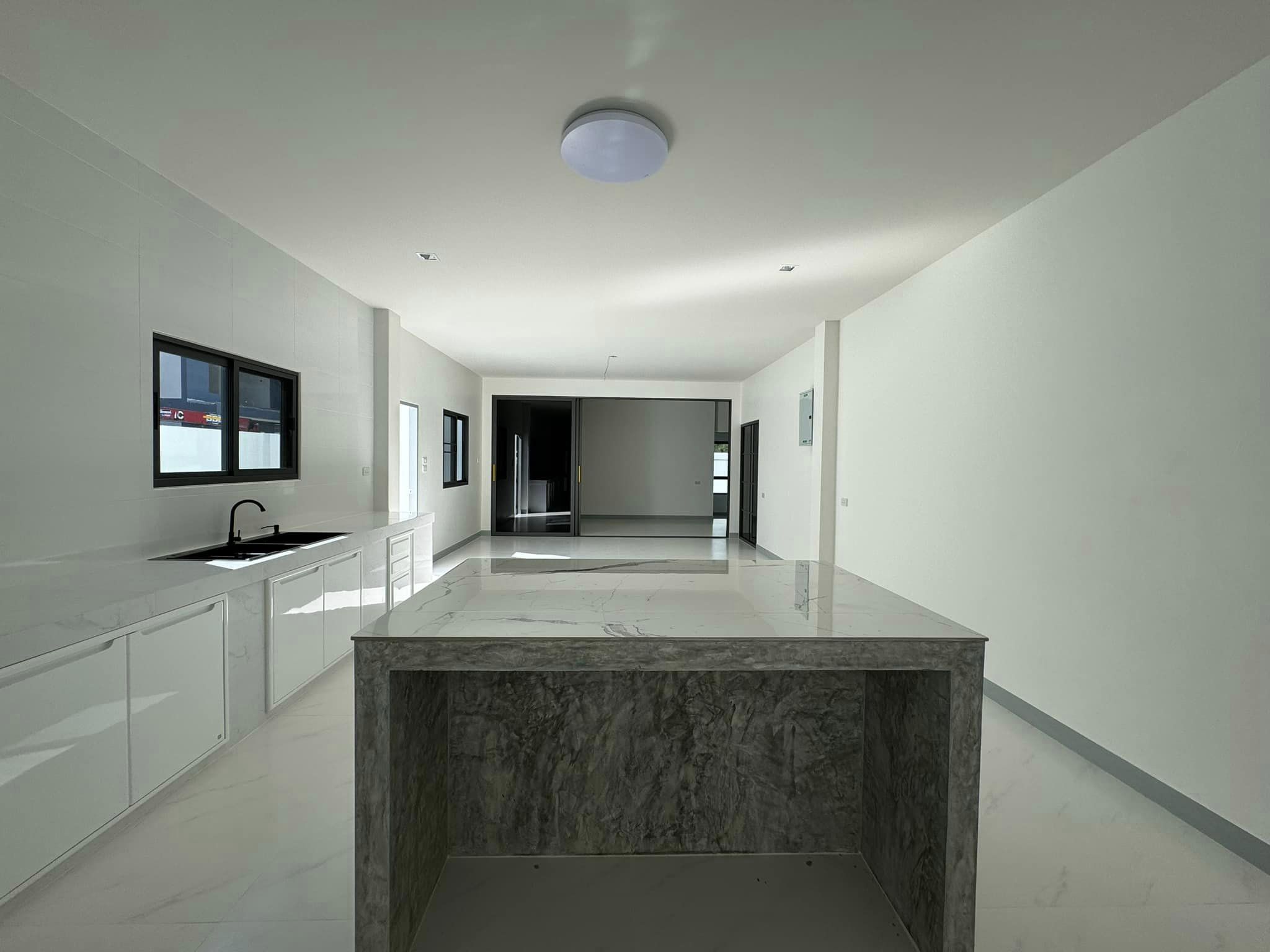 5 Bedroom House For Sale in Nong Chom, San Sai, Chiang Mai - Image 10
